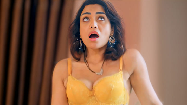Bhabhi Suniye Na EP6 Hulchul Hot Hindi Web Series