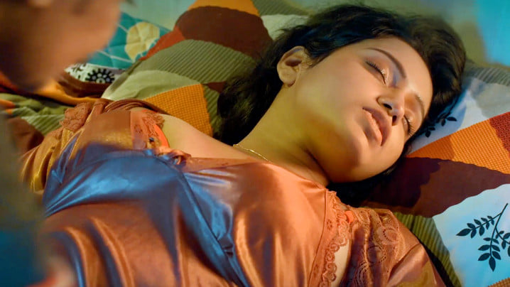Haseena Maan Jayegi Part 2 EP6 ULLU Hot Hindi Web Series